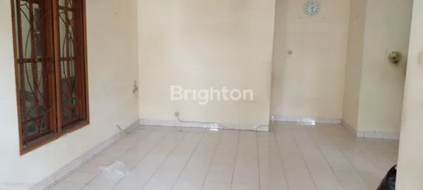 image RUMAH SIAP HUNI DI CIATER PERMAI TANGERANG SELATAN (3)