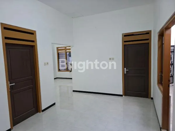 image RUMAH STRATEGIS SEMARANG (5)