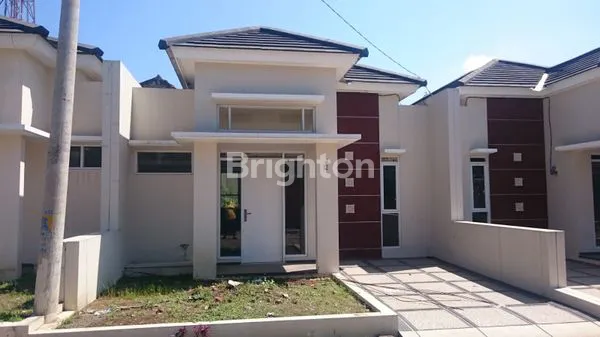 image RUMAH LA MARGAS NANJUNG  (1)