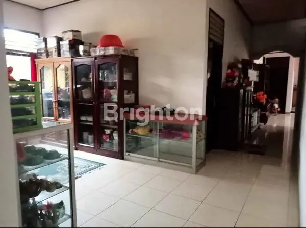 image RUMAH MEWAH 8 KAMAR DEKAT BANDARA BALIKPAPAN (8)
