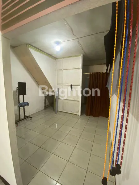 image RUKO 2 LANTAI STRATEGIS UNTUK TEMPAT USAHA, SAMPING MAKAM PAHLAWAN SINTANG (3)