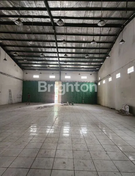 GEDUNG/GUDANG MOH TOHA LOKASI RAMAI LT405 MAINROAD SIAP PAKAI LEBAR MUKA  14