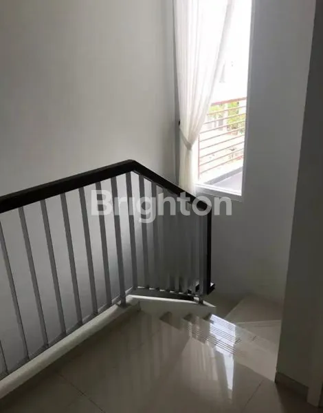 image RUMAH 4 KT EKSKLUSIF DI BINTARO SEKTOR 9 (7)