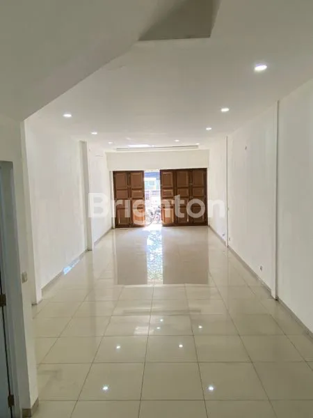 image RUKO HOKI 3 1/2 LANTAI TENGAH KOTA (4)