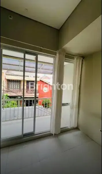 image RUMAH 2 LANTAI DEKAT PINTU TOLL DI GRAHA BINTARO (8)