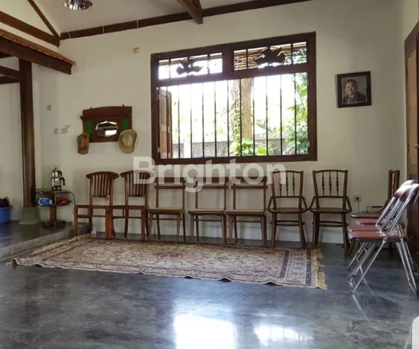 image RUMAH PENDOPO KAYU JATI LT 975M2  LB 72M2 NEMPEL BSD CITY (4)