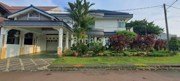 image JUAL RUMAH SANGAT LUAS, NYAMAN, TERAWAT DAN STRATEGIS DI YASMIN (1)