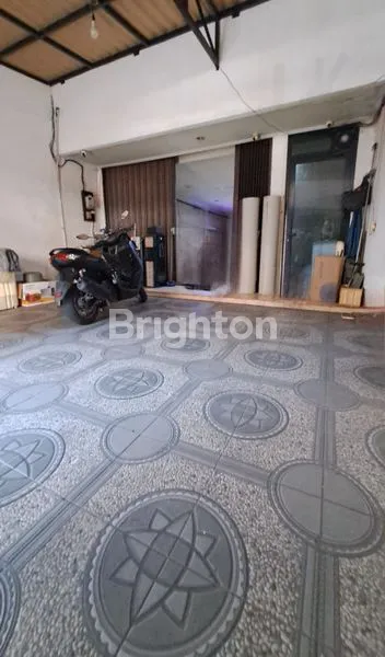 RUKO 3 LANTAI SHM JALAN 2 MOBIL COCOK UNTUK USAHA