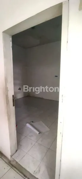 image RUMAH DIJUAL NOL JALAN RAYA DI AREA PANDAN WANGI DEKAT PERSEKOLAHAN DAN PASAR  (5)