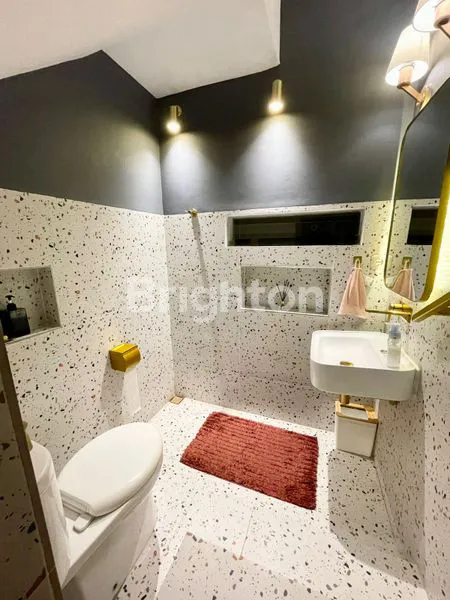 image RUMAH ESTETIK CLUSTER PREMIUM DI VETERAN JAKARTA SELATAN (6)