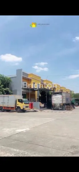 image GUDANG  BARU TIPE CLIVIA (4)