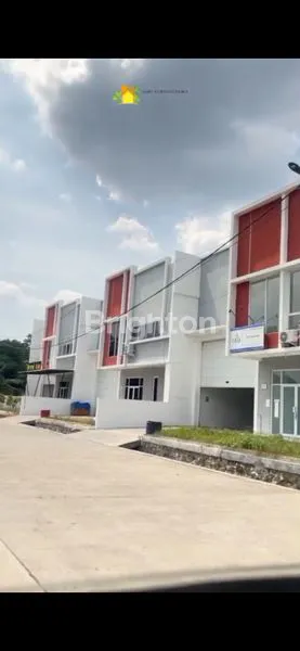 image GUDANG  BARU TIPE CLIVIA (3)