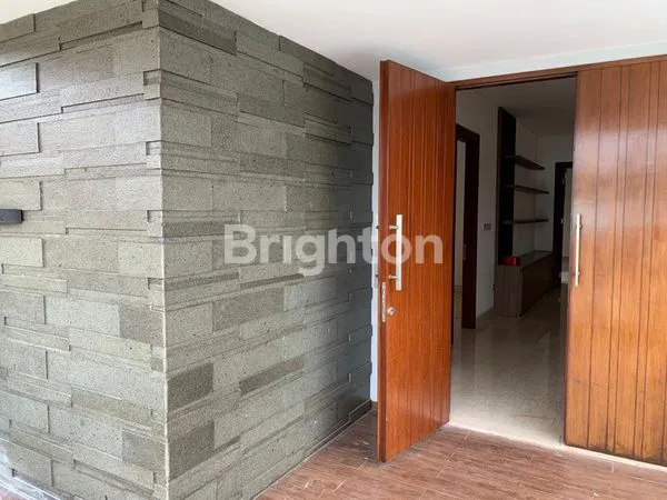 image HUNIAN PLUS KANTOR STRATEGIS DI JAKARTA TIMUR (1)