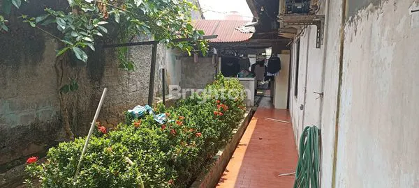 image RUMAH MEWAH 504M², DEKAT STASIUN (3)