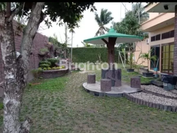 image RUMAH MEWAH 2 LANTAI (6)