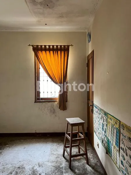 image RUMAH 2 LANTAI PERLU RENOVASI METRO PERMATA 1 KOTA TANGERANG  (8)