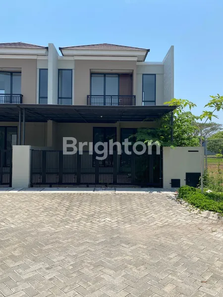 image RUMAH 2 LANTAI DI RUBY  PONDOK CANDRA, MINIMALIS, ONE GATE SYSTEM BEBAS BANJIR, DEKAT RS MITRA KELUARGA, SELANGKAH KE CLUB HOUSE, DEKAT AKSES MERR, DEKAT BANDARA JUANDA (1)