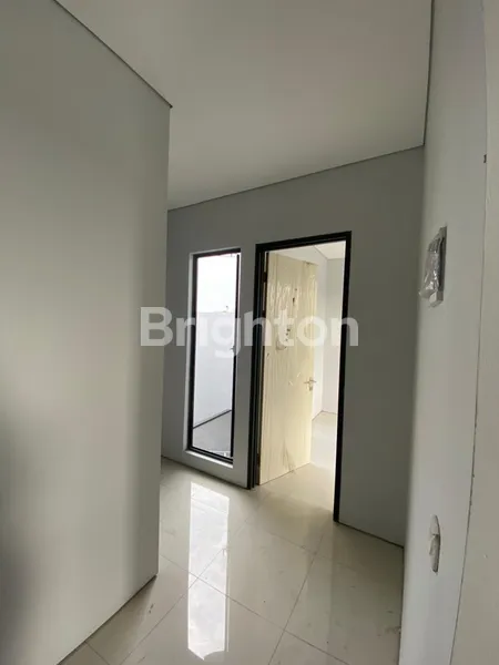 image RUMAH 2 LANTAI DI RUBY  PONDOK CANDRA, MINIMALIS, ONE GATE SYSTEM BEBAS BANJIR, DEKAT RS MITRA KELUARGA, SELANGKAH KE CLUB HOUSE, DEKAT AKSES MERR, DEKAT BANDARA JUANDA (7)