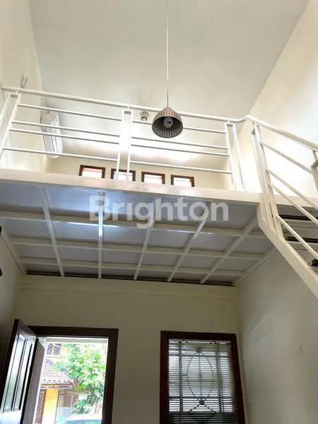 image RUMAH SIAP HUNI TAMAN PARAHYANGAN LIPPO KARAWACI (5)