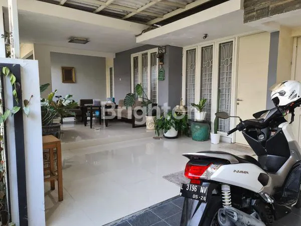 image RUMAH STRATEGIS PRAKTIS KEMANA-MANA (8)