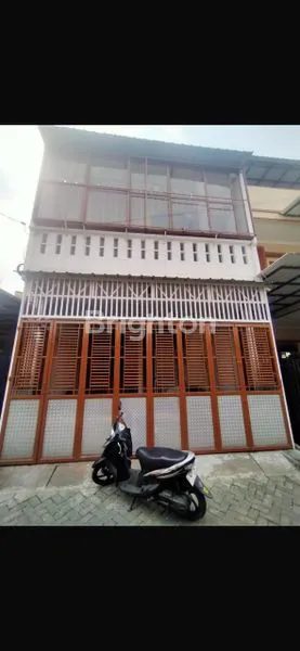 image RUMAH 4 LANTAI BAGUS DAERAH PORIS INDAH (1)