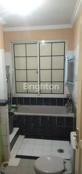 image RUMAH CANTIK SIAP HUNI DEKAT TOL LINGKAR LUAR DAN DEKAT TERMINAL PULOGEBANG (6)