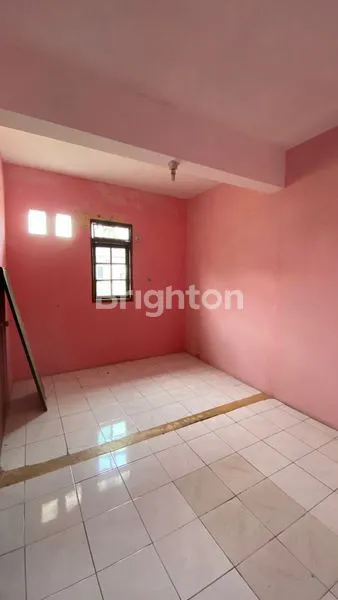 image RUMAH 2 LANTAI 3KT DI VILLA PERTIWI (3)