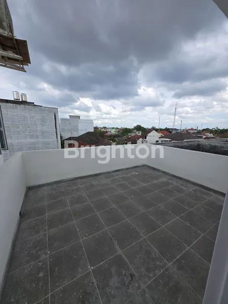 image TOWN HOUSE 2 1/2 TINGKAT (7)