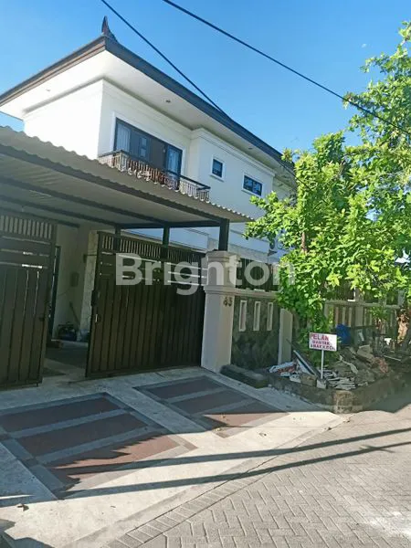 image RUMAH BAGUS SIAP HUNI 2 LANTAI ADA POOL KOLAM RENANG DEKAT SEKOLAH PETRA MANYAR UNIVERSITAS ITS UNAIR AIRLANGGA SOETOMO (4)