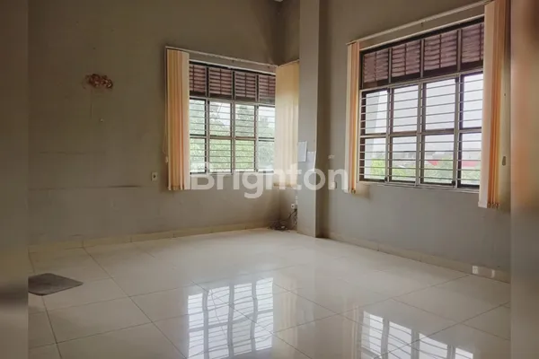 image RUKO GANDENG EX BANK JLN. BRIGJEND KATAMSO (2)