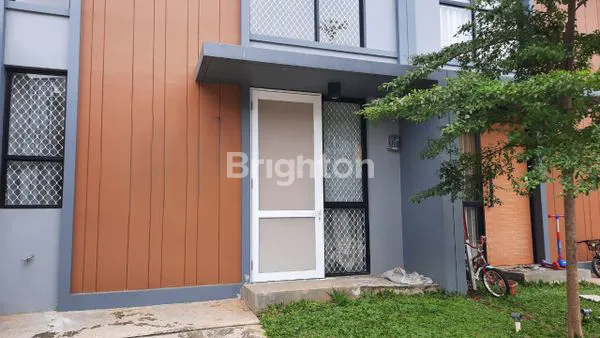 image DISEWAKAN RUMAH CENDANA VIEW LIPPO KARAWACI - TANGERANG (1)