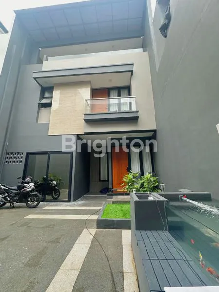 image RUMAH KEBON JERUK DALAM CLUSTER EKSKLUSIF ONE GATE FURNISH JAKARTA BARAT (2)
