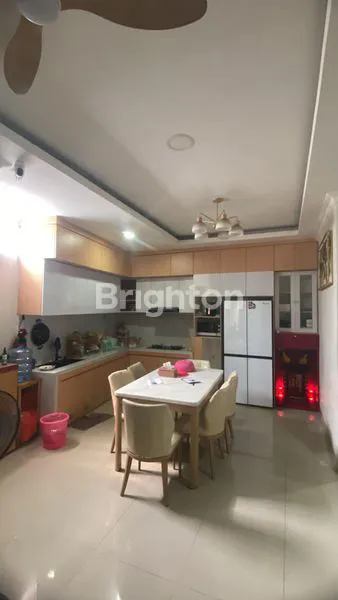 image RUMAH 2 LANTAI TERAWAT DAN SIAP HUNI KOMPLEK MAGNOLIA GONDRONG TANGERANG (5)