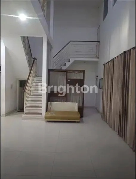 image RUMAH 2 LANTAI SUDAH RENOV SIAP HUNI SIDOSERMO DEKAT PLAZA MARINA (5)