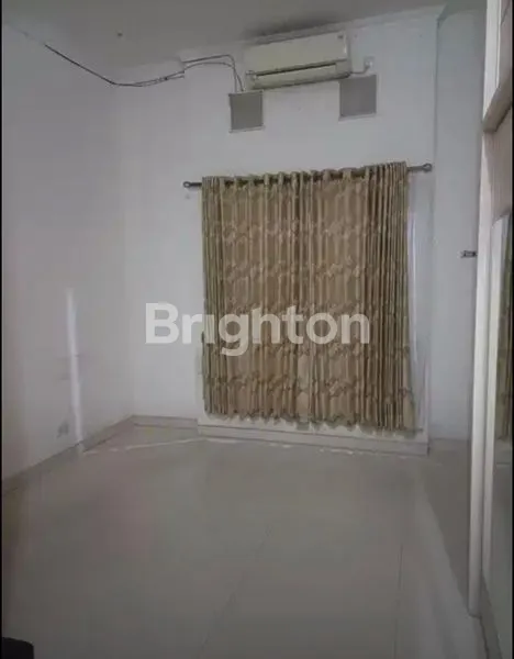 image RUMAH 2 LANTAI SUDAH RENOV SIAP HUNI SIDOSERMO DEKAT PLAZA MARINA (7)