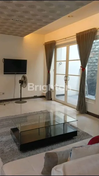 image RUMAH 2 LANTAI DI PURIMAS GUNUNG ANYAR SURABAYA (1)