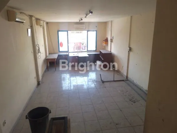 image RUKO 3 LANTAI DEKAT HOLLAND BAKERY TEUKU UMAR DENPASAR (8)