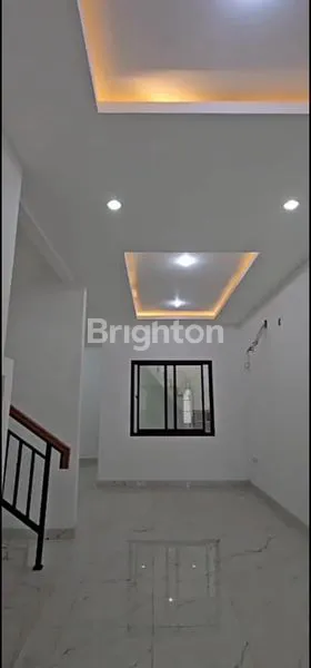 image RUMAH BRAND NEW  4 LANTAI  DI KELAPAGADING JAKARTA UTARA (5)