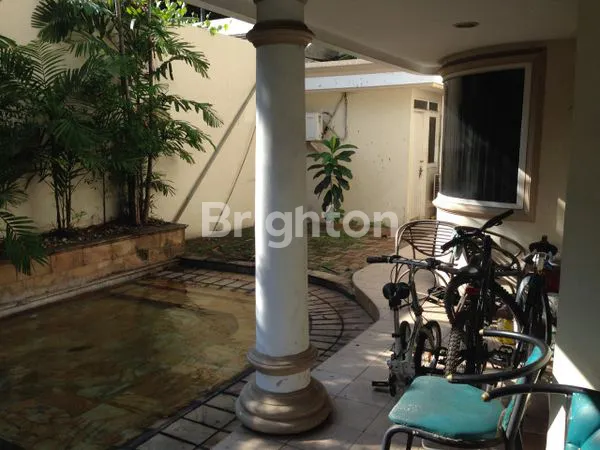 image RUMAH MEWAH  DIJUAL (8)