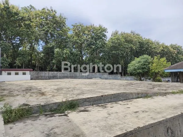 image GUDANG LUAS DIPATUMBAK, BARU RENOVASI (2)