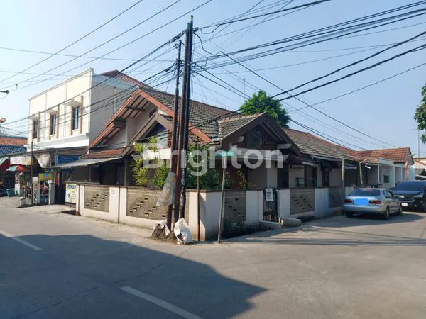 image RUMAH HOOK YANG STRATEGIS DI KARANG INDAH KARAWANG (1)