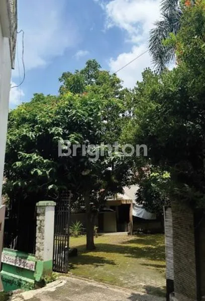 image RUMAH KOS AKTIF PERLU RENOV DEKAT UNIVERSITAS BRAWIJAYA KOTA MALANG (1)