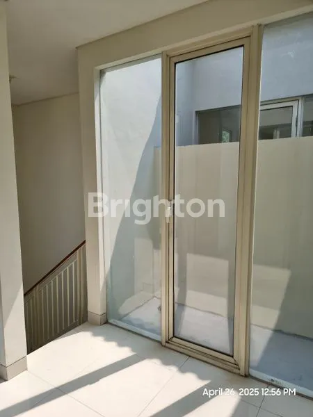 image RUMAH MURAH SURABAYA, 2 LANTAI SIAP HUNI (5)