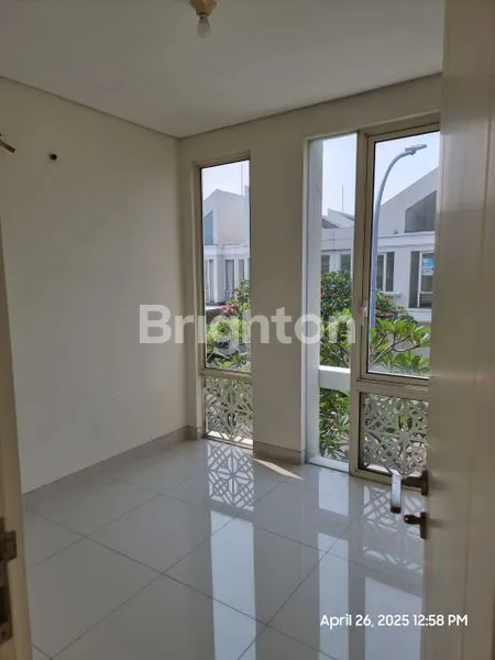 image RUMAH MURAH SURABAYA, 2 LANTAI SIAP HUNI (6)