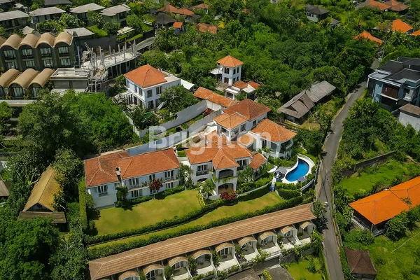 VILLA SANTORINI LABUAN SAIT  SUPER SPECIAL AND LUXURY  VILLA WITH 180 DEGREE OCEAN VIEW .THE RIGHT PLACE FOR SUPER VVIP CLIENT