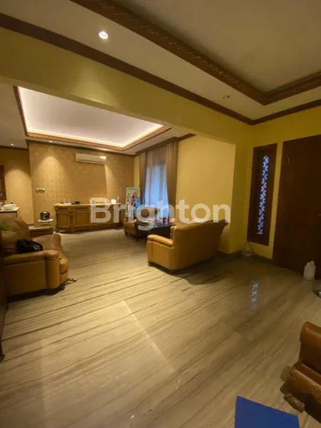 image RUMAH MEWAH JATIPADANG JAKARTA SELATAN (5)