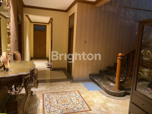 image RUMAH MEWAH JATIPADANG JAKARTA SELATAN (6)