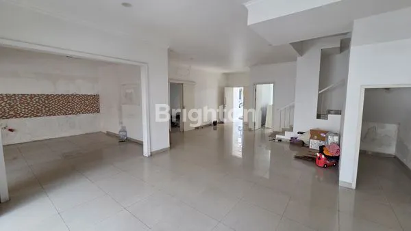 image \UD83D\UDD11 EKSKLUSIF! RUMAH 4KT FULL RENOV DI CLUSTER ZEBRINA JGC (4)