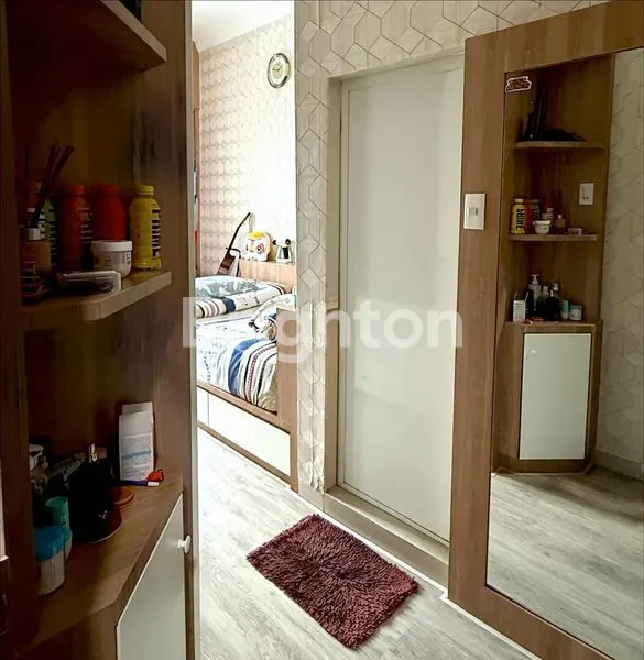 image HOT LISTING! HARGA UNDER MARKET RUMAH LEBAR 8 METER KOMPLEK TAMAN KASUARI INDAH SUNGGAL- SEMI FURNISHED  (7)