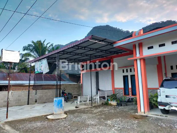 image RUMAH SEKALIGUS TEMPAT USAHA (2)